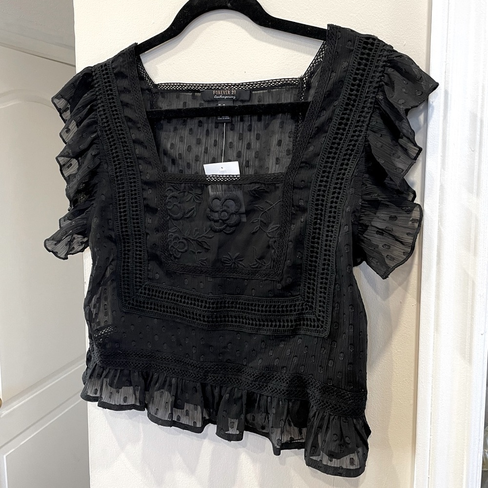 Forever 21- Crochet Top